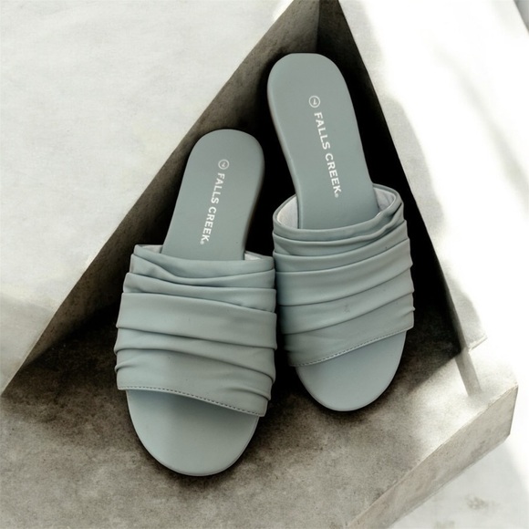 Shoes - Slide Sandals